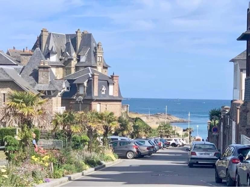 Appartement Cosy 1 Chambre Pour 2 Pers - Renove - Terrasse - Parking Dinard Exterior photo